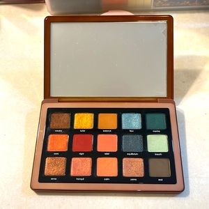 Zendo Eyeshadow Palette